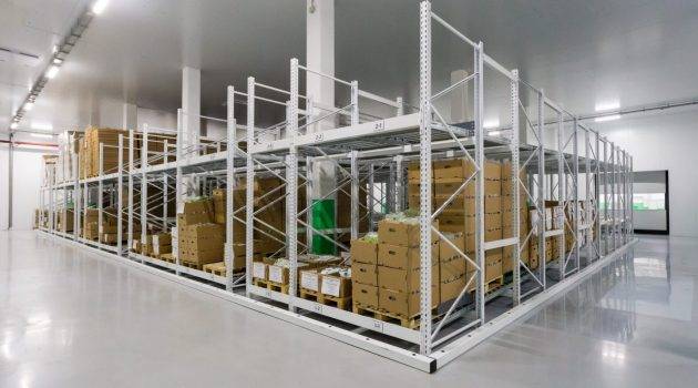 Amazon stock storage center UK